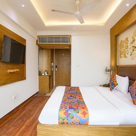 Fabhotel Prime Star 17 - Nr Yashobhoomi Convention Centre Delhi  Bagian luar foto