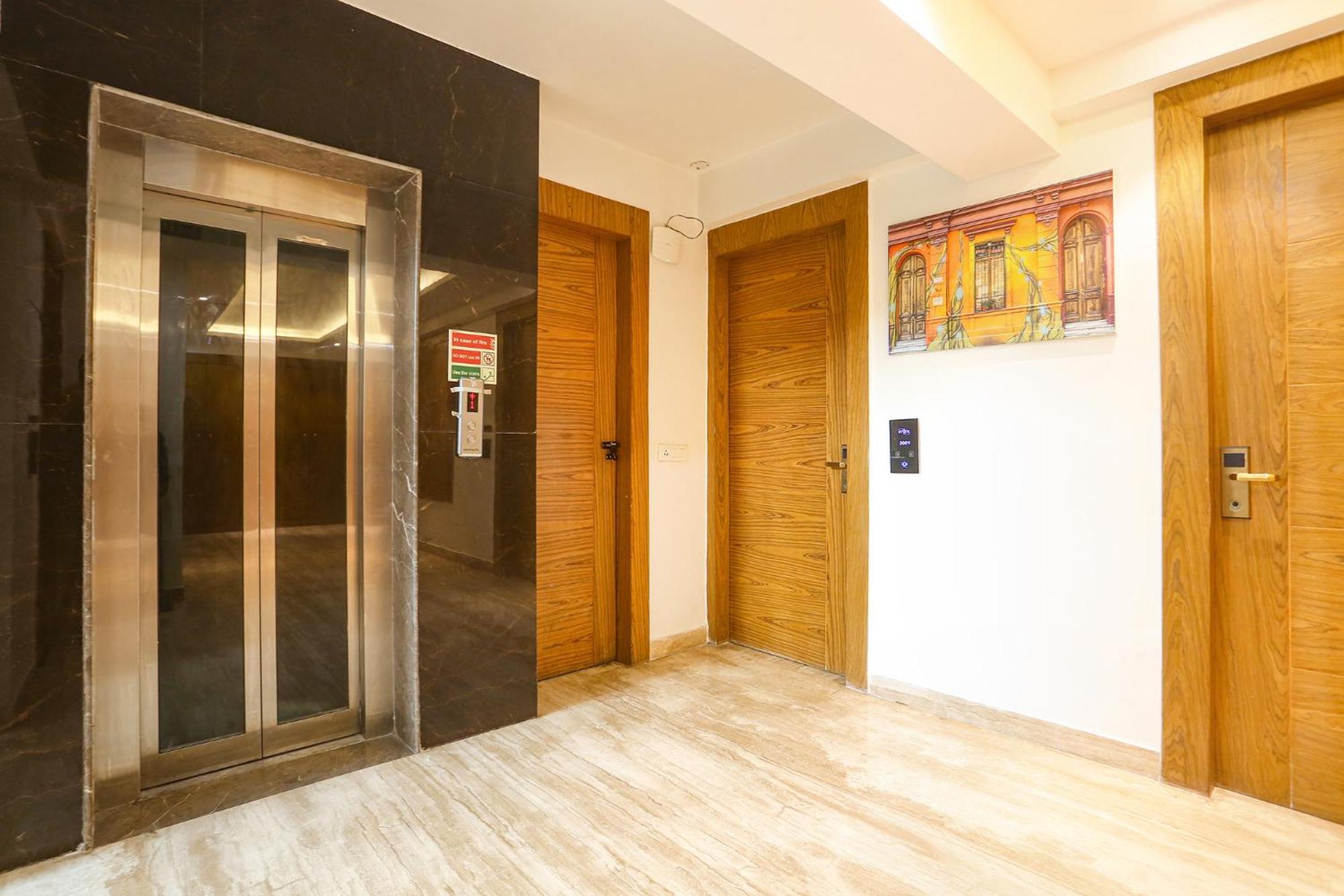 Fabhotel Prime Star 17 - Nr Yashobhoomi Convention Centre Delhi  Bagian luar foto
