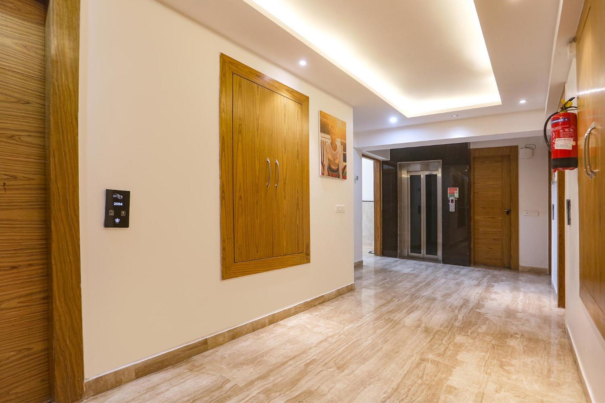 Fabhotel Prime Star 17 - Nr Yashobhoomi Convention Centre Delhi  Bagian luar foto
